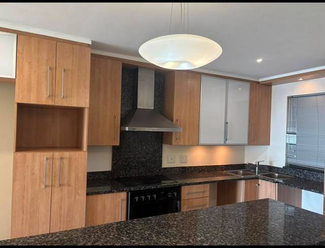 2 BEDROOM APARTMENT FOR SALE IN HUMEWOOD